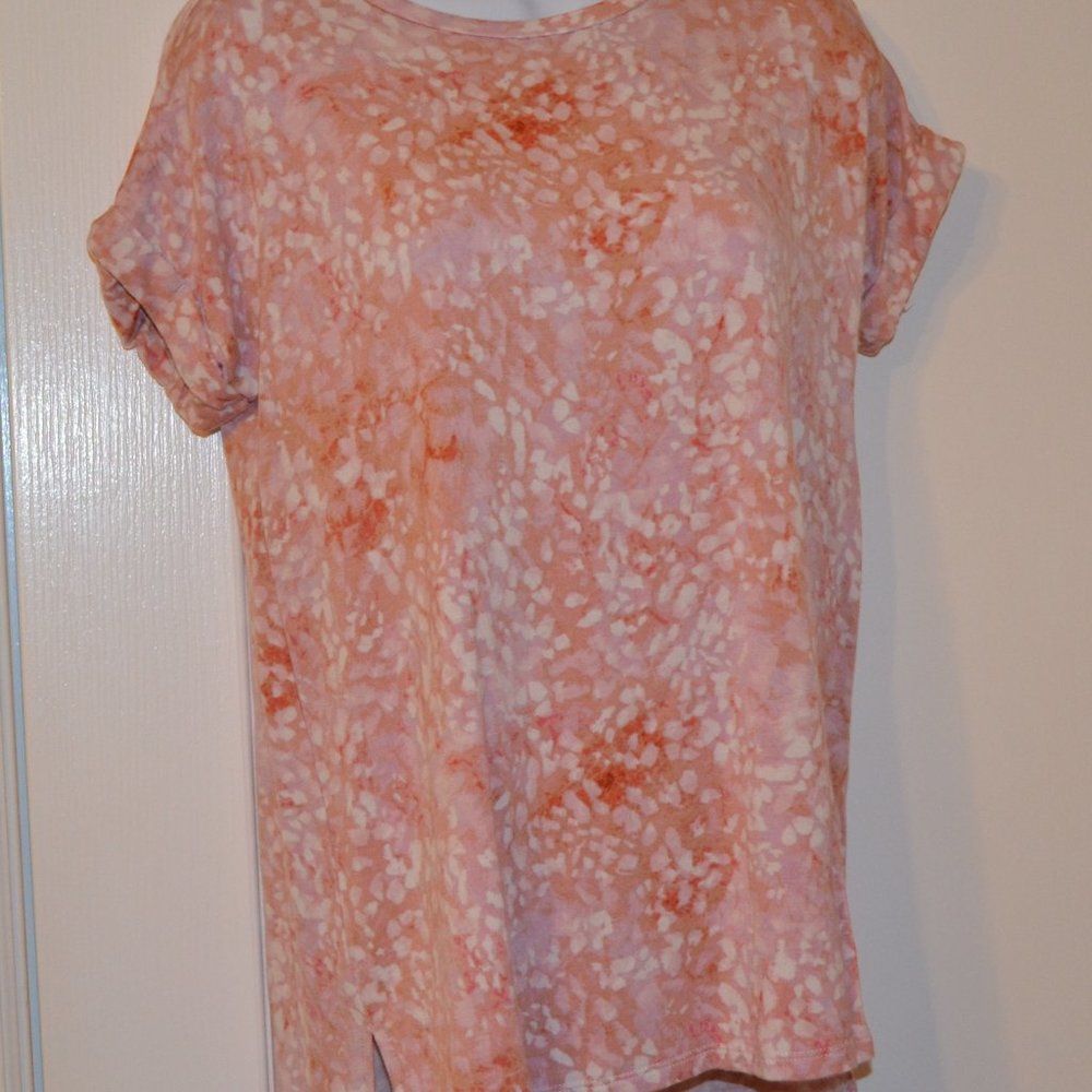 🦩SOLD.  Ladies top by Cupio